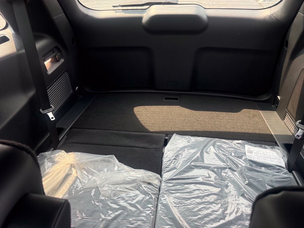 New 2026 Ford Explorer ST-Line w/ ST-Line Street Pack AWD/4WD image 41
