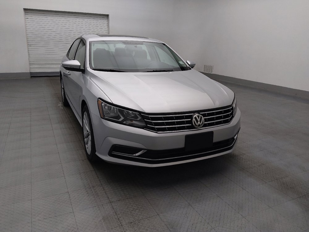 Used 2019 Volkswagen Passat 2.0T Wolfsburg w/ Wheels & Sunroof Package FWD image 14