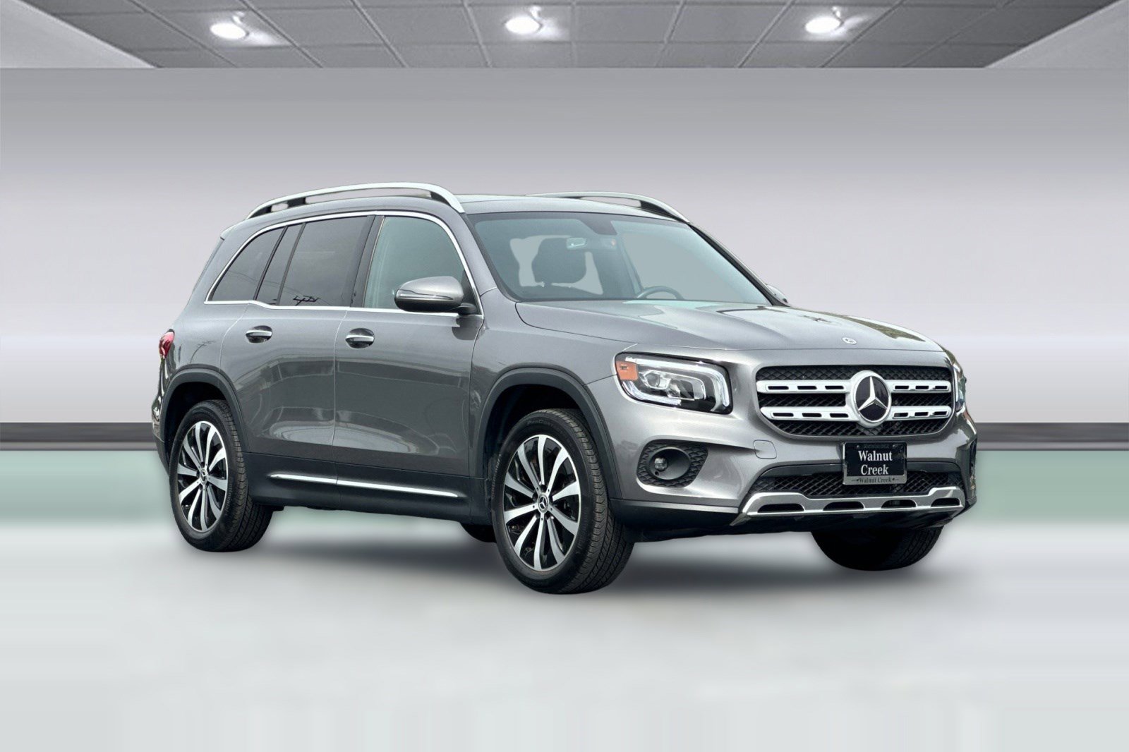 Used 2023 Mercedes-Benz GLB 250 4MATIC image 7