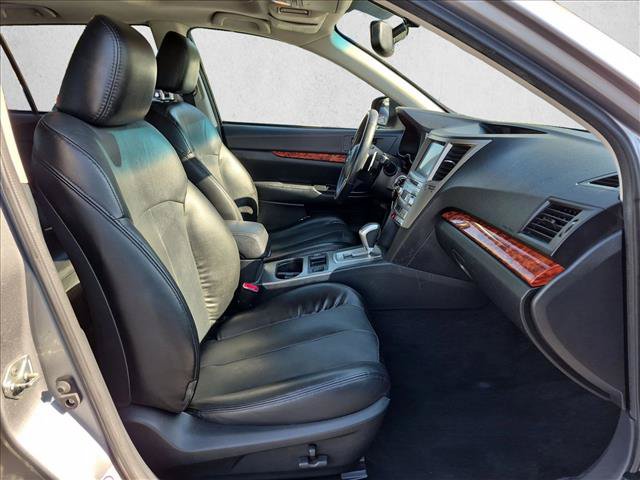 Used 2010 Subaru Outback 3.6R Limited AWD/4WD image 20