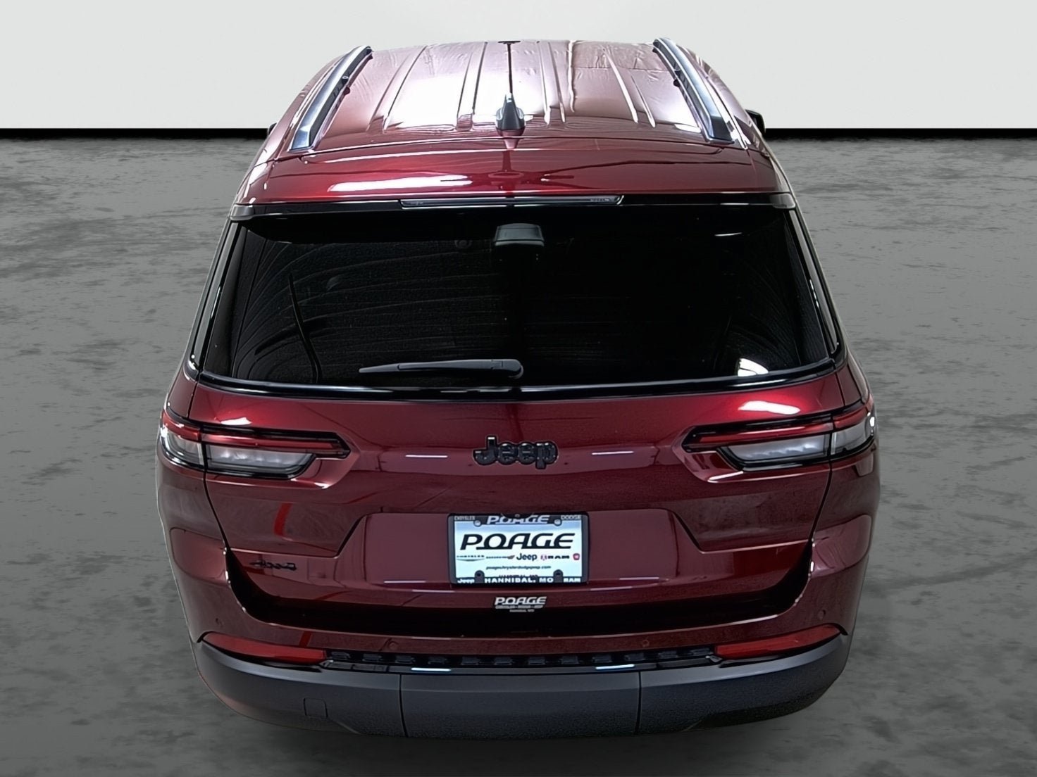 Used 2025 Jeep Grand Cherokee L Laredo AWD/4WD image 3