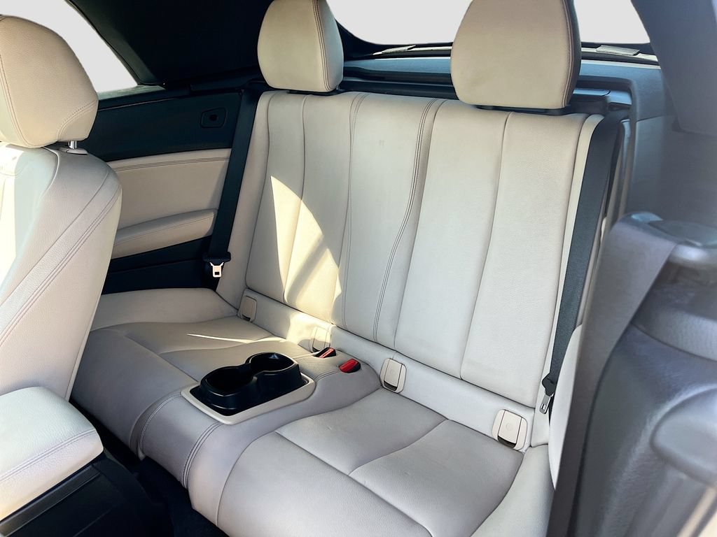 Used 2015 BMW M235i Convertible RWD image 24