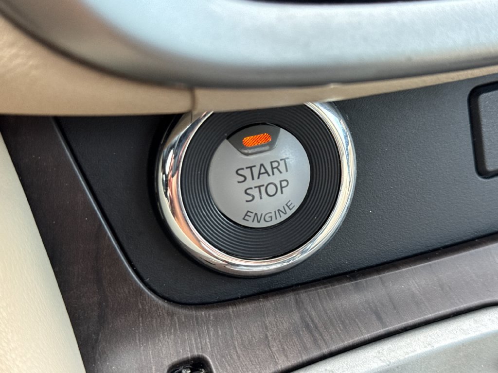 Used 2022 Nissan Murano Platinum w/ Cargo Package FWD image 23
