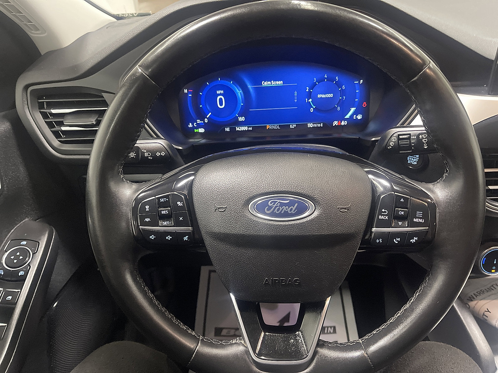 Used 2022 Ford Escape SEL w/ Technology Package AWD/4WD image 3