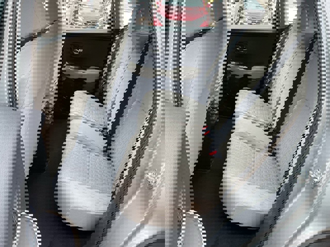 Used 2025 Honda HR-V LX image 15