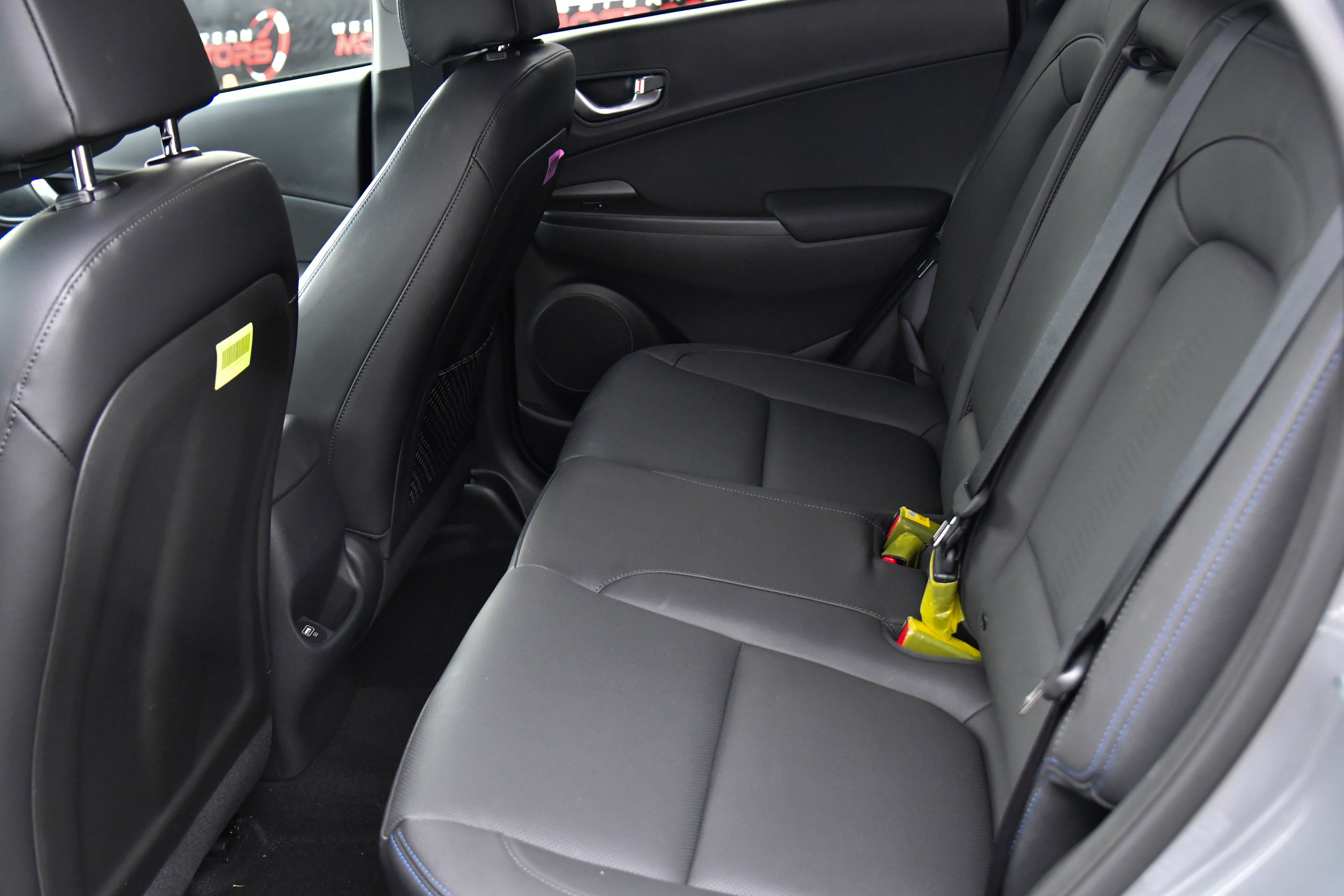 Used 2023 Hyundai Kona Limited image 37