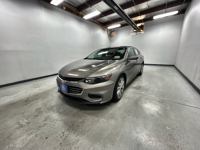 Used 2017 Chevrolet Malibu Premier w/ Premier Sun and Wheel Package FWD image 1