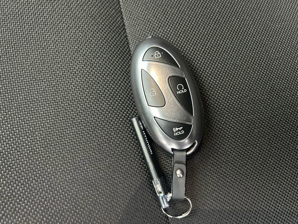 Used 2024 Hyundai Santa Fe SE image 33