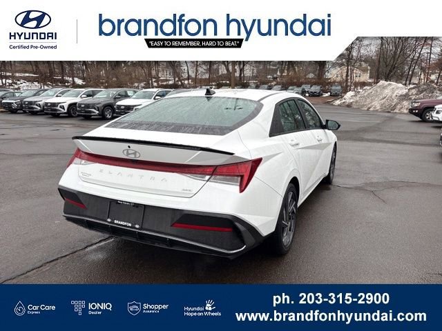 Certified 2025 Hyundai Elantra SEL FWD image 6
