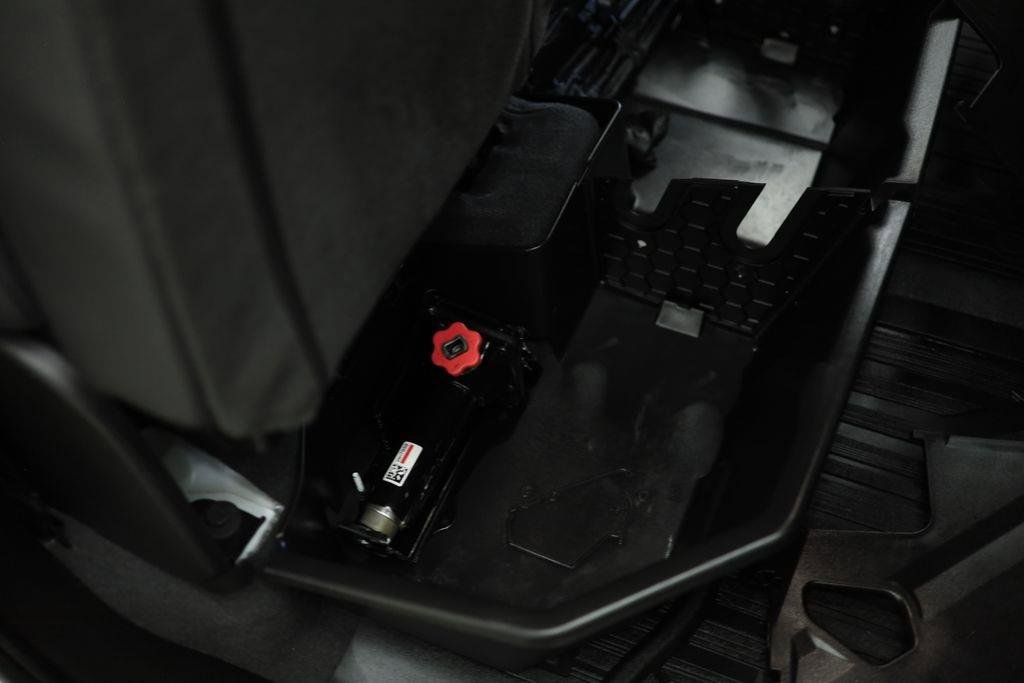 Used 2023 GMC Sierra 3500 SLT w/ SLT Convenience Package image 51