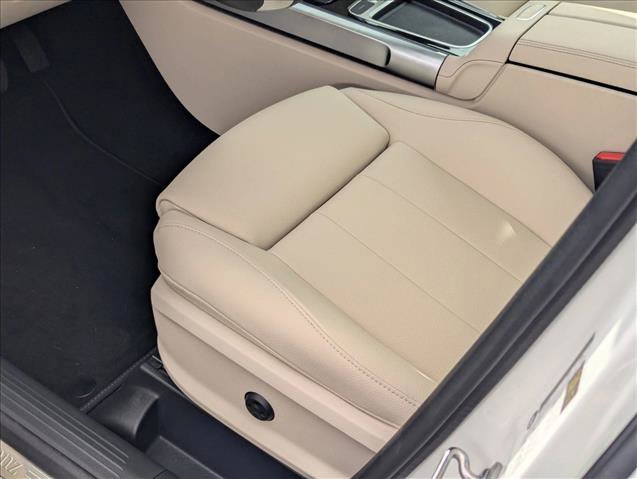 New 2026 Mercedes-Benz GLB 250 image 4