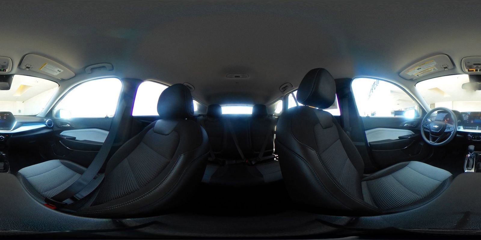 Used 2025 Chevrolet Trax LT FWD image 42