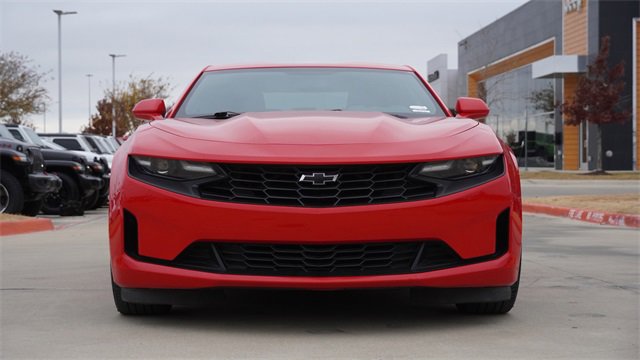 Used 2020 Chevrolet Camaro LT image 2