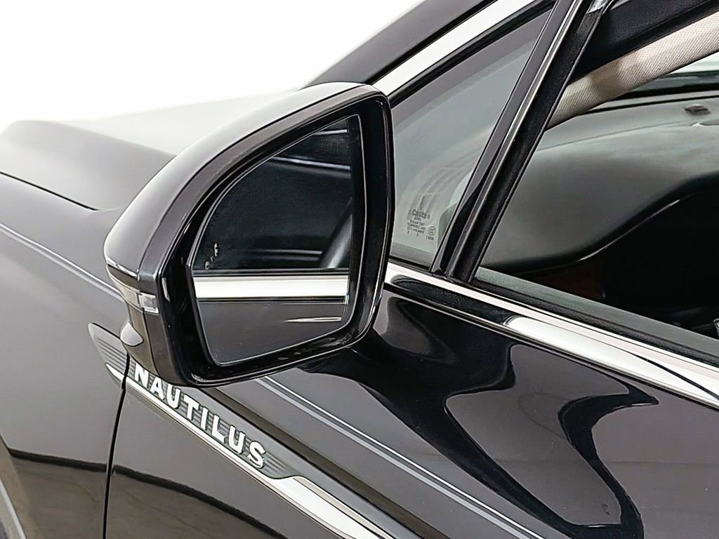 Used 2022 Lincoln Nautilus Reserve image 28