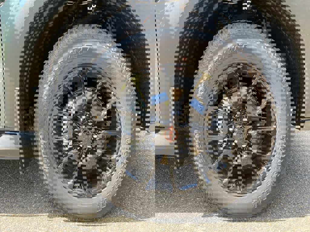 New 2025 Nissan Armada PRO-4X w/ Pro-4X Premium Package image 30