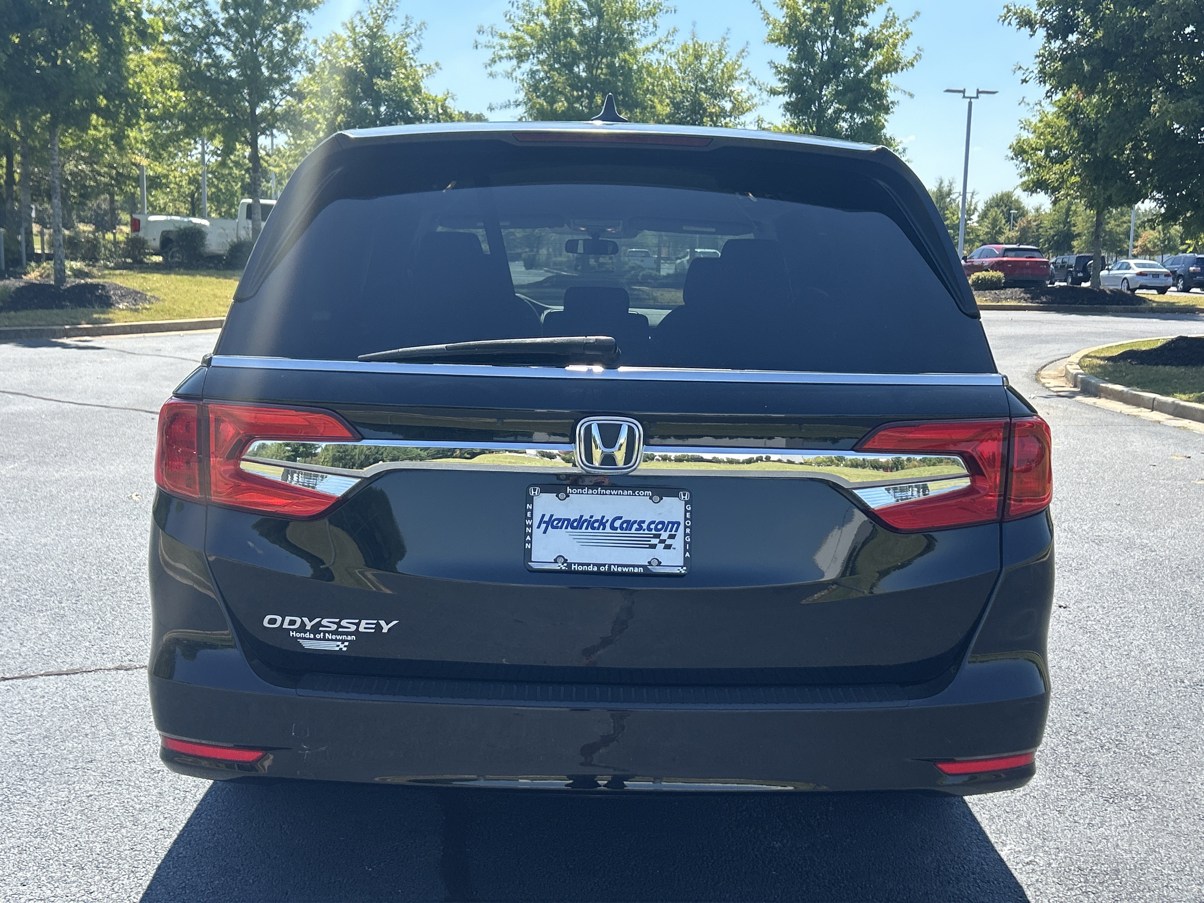 Used 2018 Honda Odyssey EX image 8