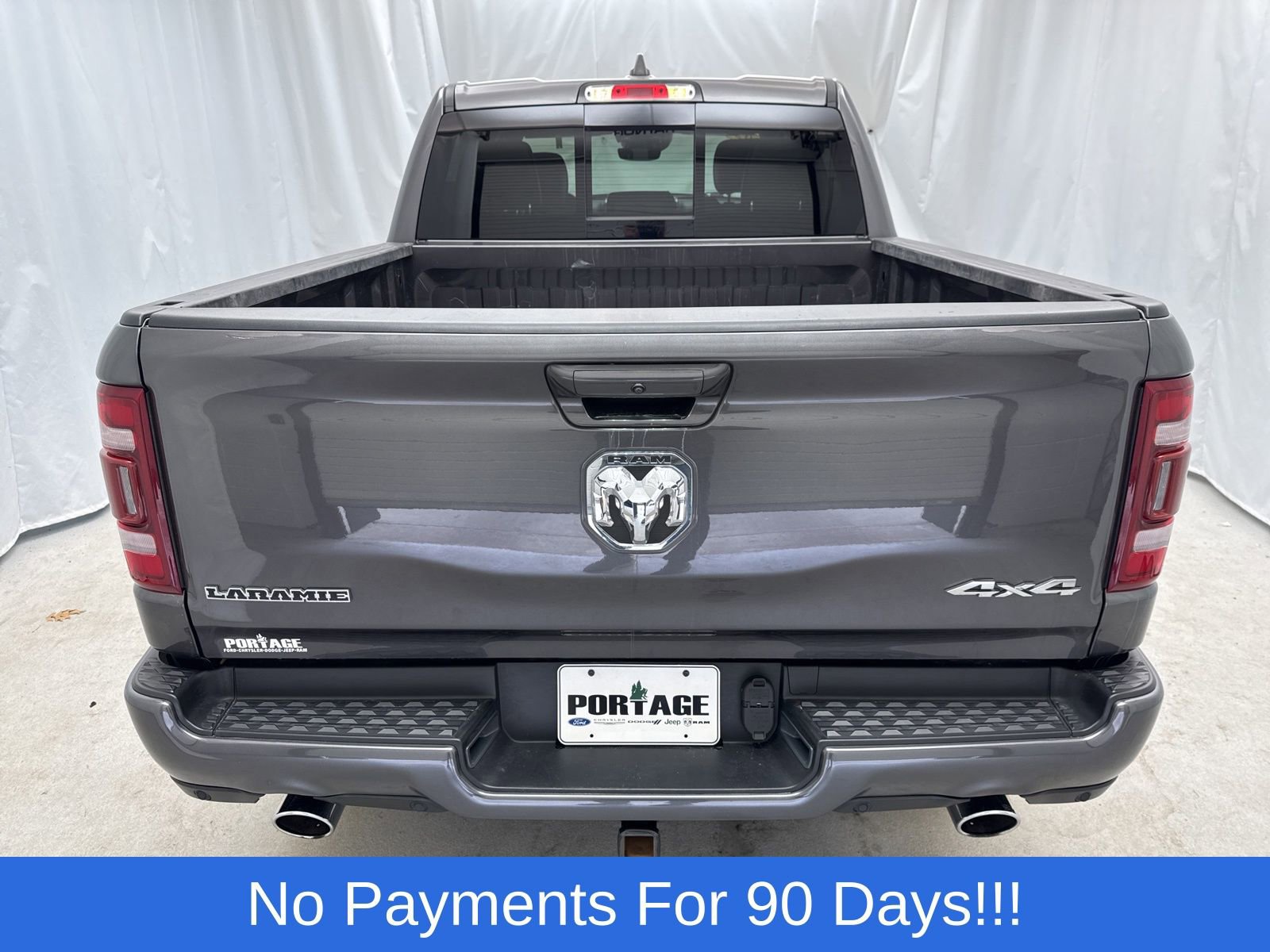 Used 2023 RAM 1500 Laramie AWD/4WD image 5