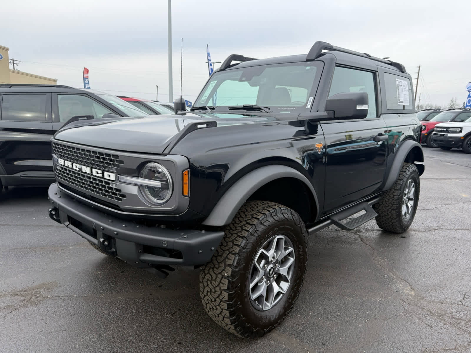 Used 2024 Ford Bronco Badlands image 22