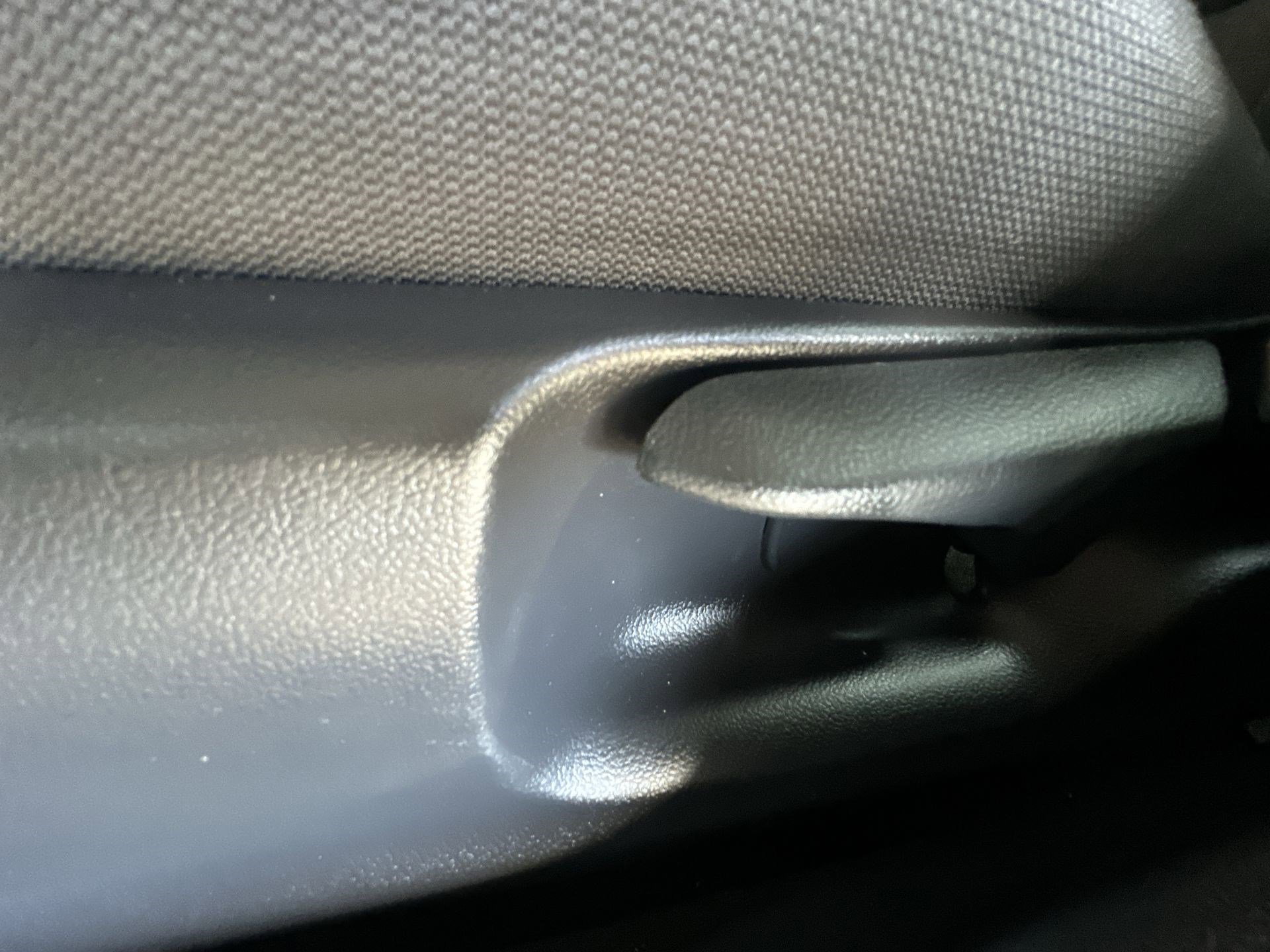 Used 2020 Toyota Corolla LE image 14