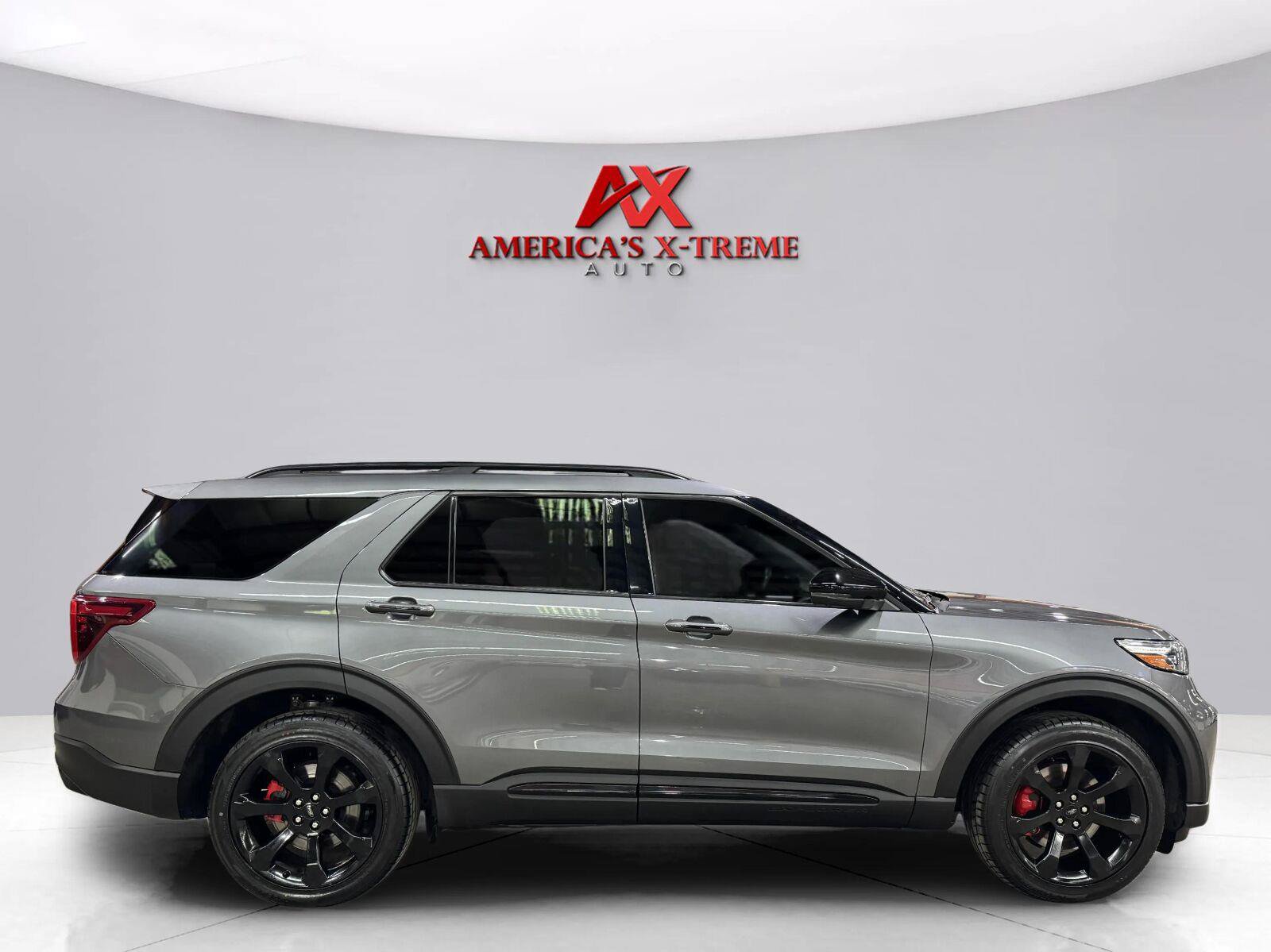 Used 2022 Ford Explorer ST w/ Equipment Group 401A AWD/4WD image 8