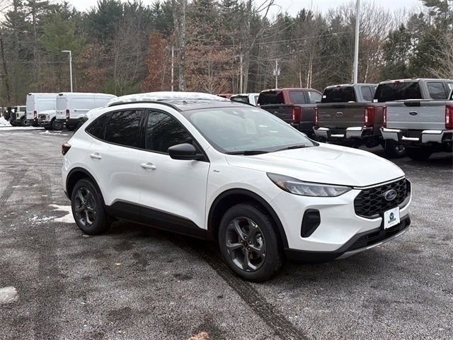 New 2026 Ford Escape ST-Line w/ Cold Weather Package AWD/4WD image 7