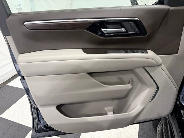 New 2026 Chevrolet Suburban LS w/ LPO, Dark Essentials Package image 15