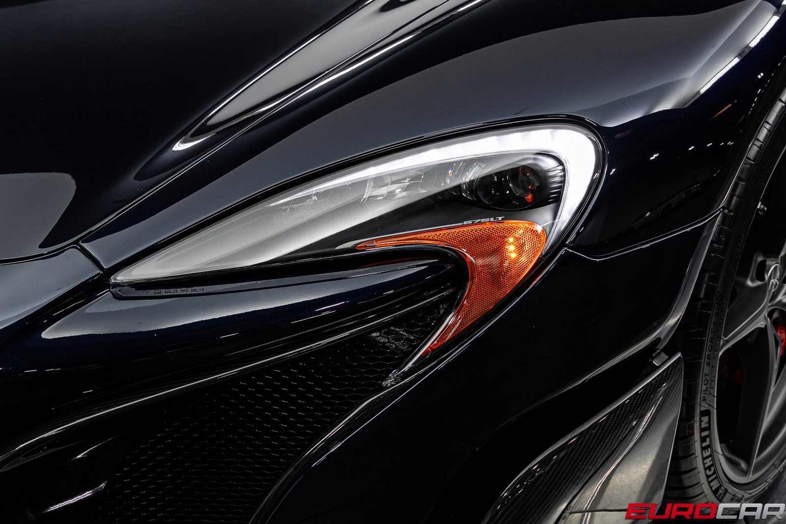 Used 2016 McLaren 675LT Spider image 16