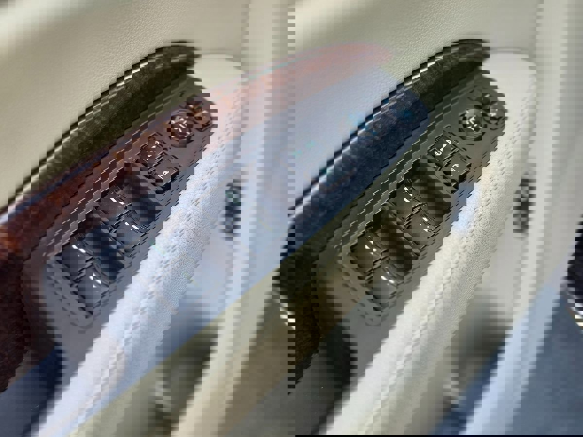 Used 2020 Acura MDX FWD image 25