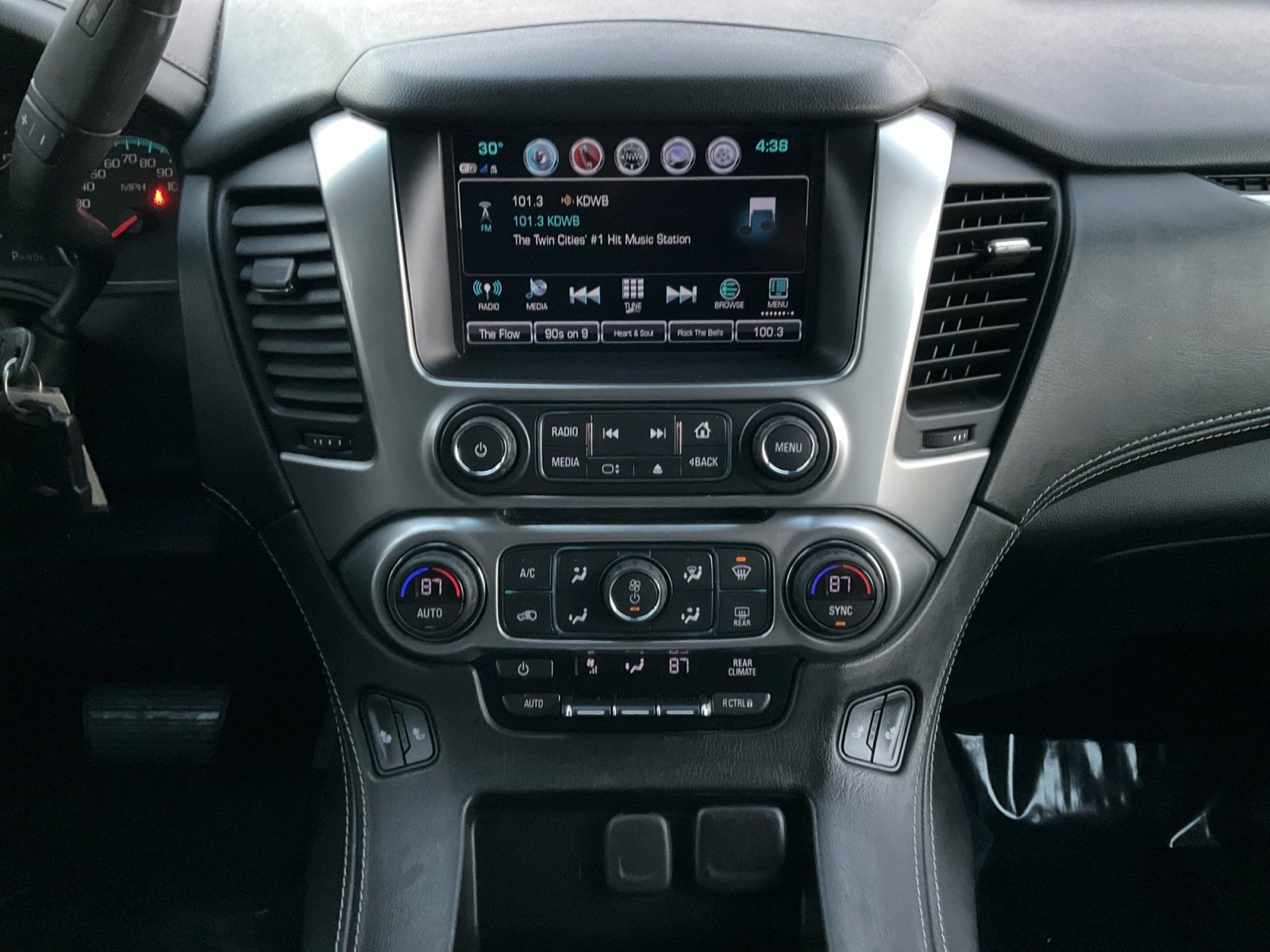 Used 2017 Chevrolet Tahoe LT image 11