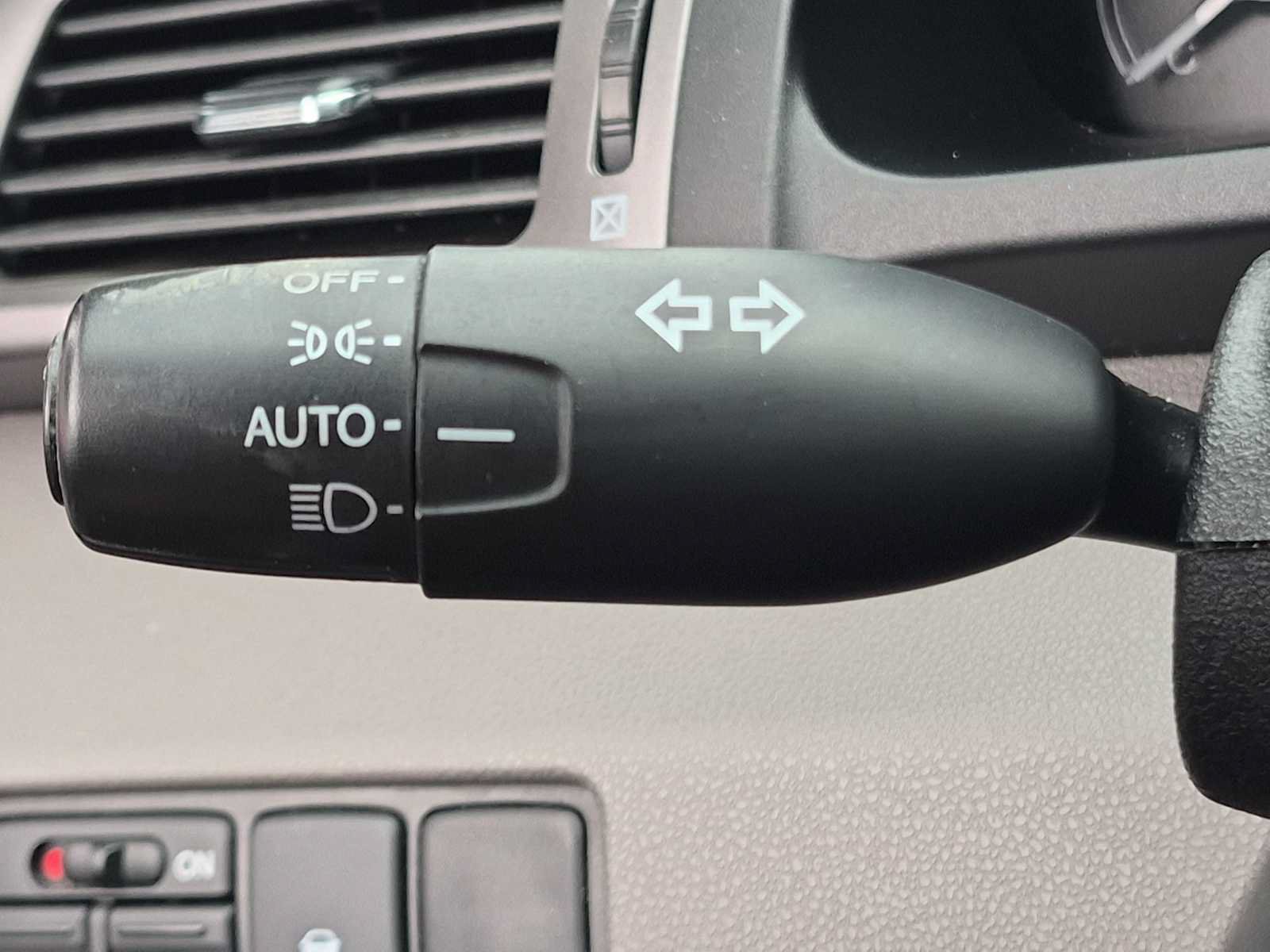 Used 2015 Honda Odyssey EX image 26