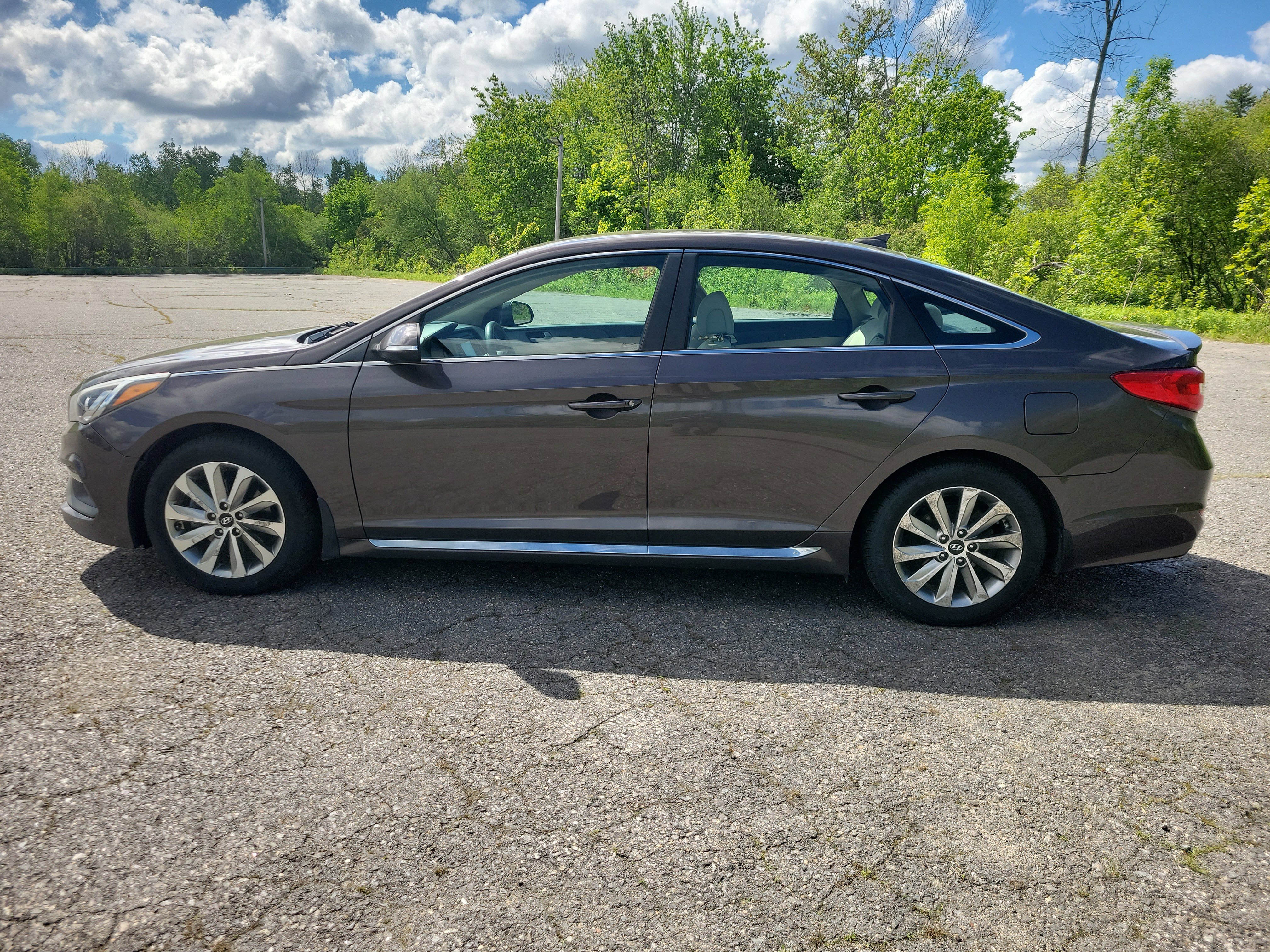 Used 2017 Hyundai Sonata Sport FWD image 8