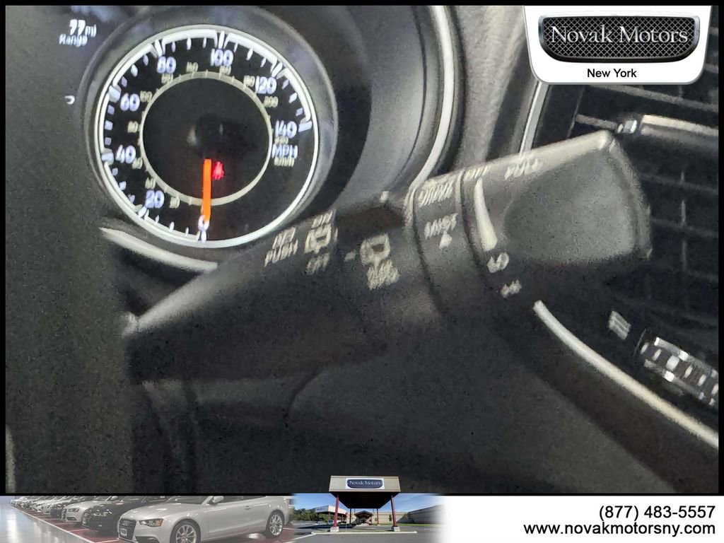 Used 2022 Jeep Cherokee Limited AWD/4WD image 21