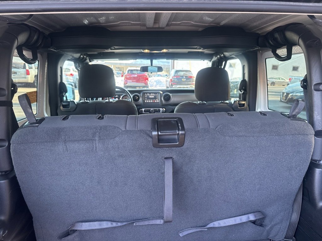 Used 2020 Jeep Wrangler Sport image 15