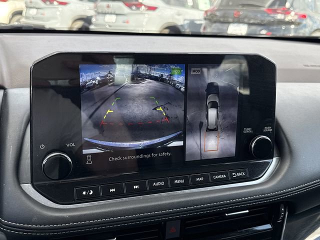 Used 2023 Nissan Rogue SL w/ SL Premium Package image 34