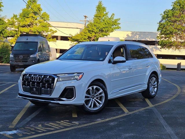 Certified 2025 Audi Q7 3.0T Prestige AWD/4WD image 1