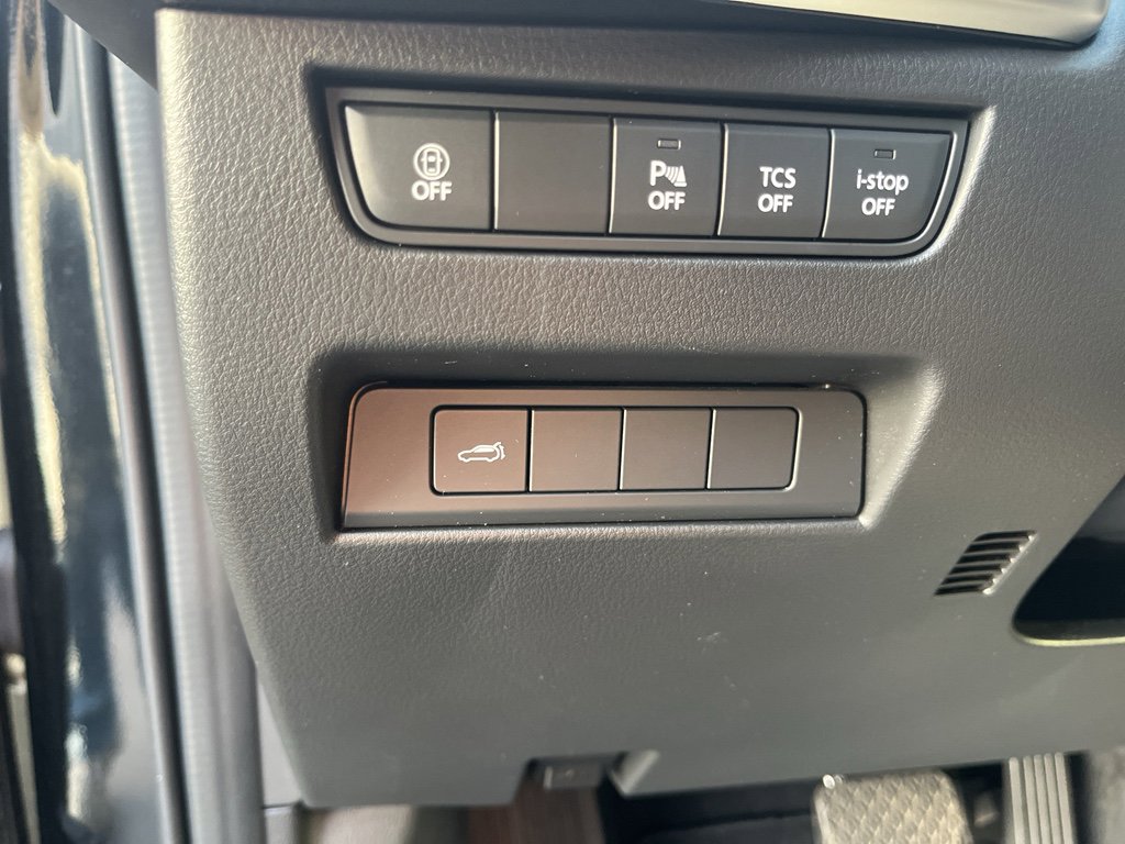 Certified 2025 MAZDA CX-90 3.3 Turbo w/ Preferred Package image 10