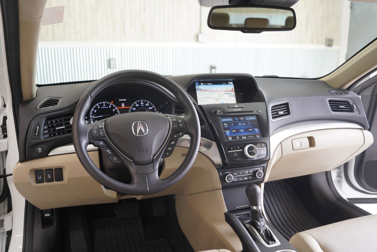 Used 2016 Acura ILX FWD image 11