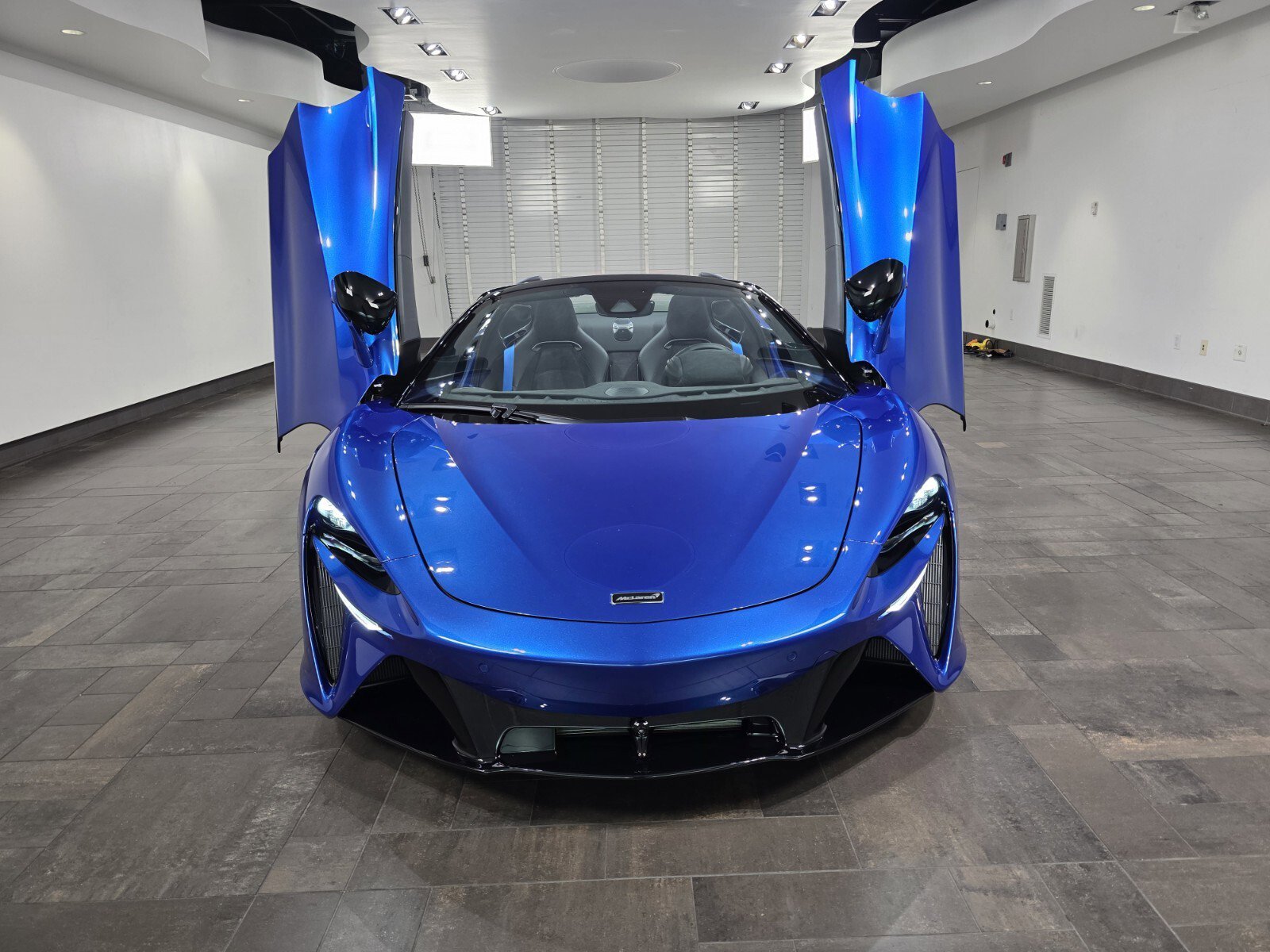 New 2026 McLaren Artura Spider RWD image 20
