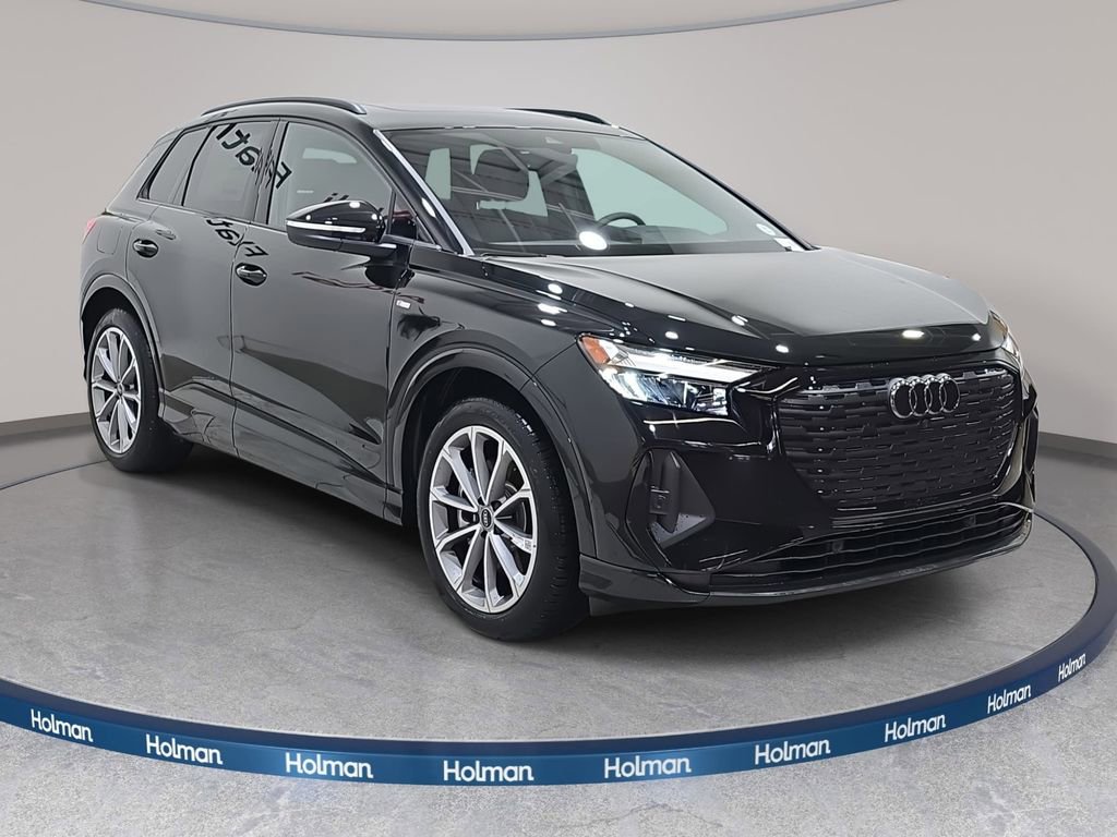 New 2026 Audi Q4 e-tron Premium image 3