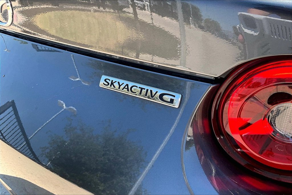 Used 2025 MAZDA MX-5 Miata RF Grand Touring RWD image 31
