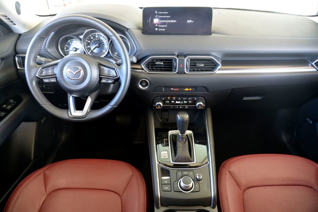 Used 2023 MAZDA CX-5 Carbon Edition image 17