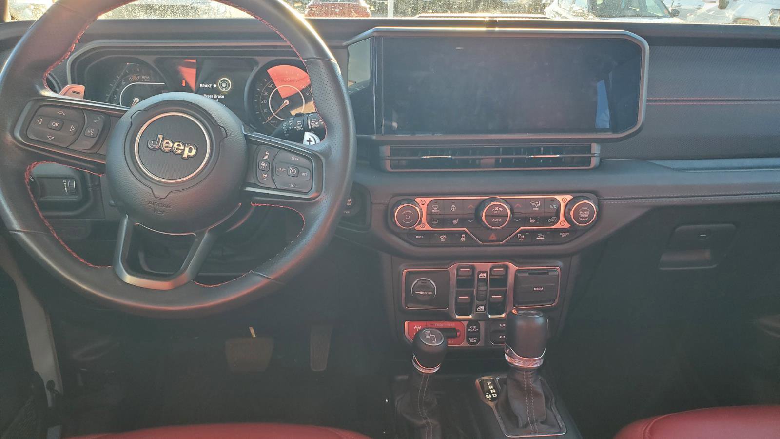 Used 2024 Jeep Wrangler Unlimited Rubicon 392 image 7