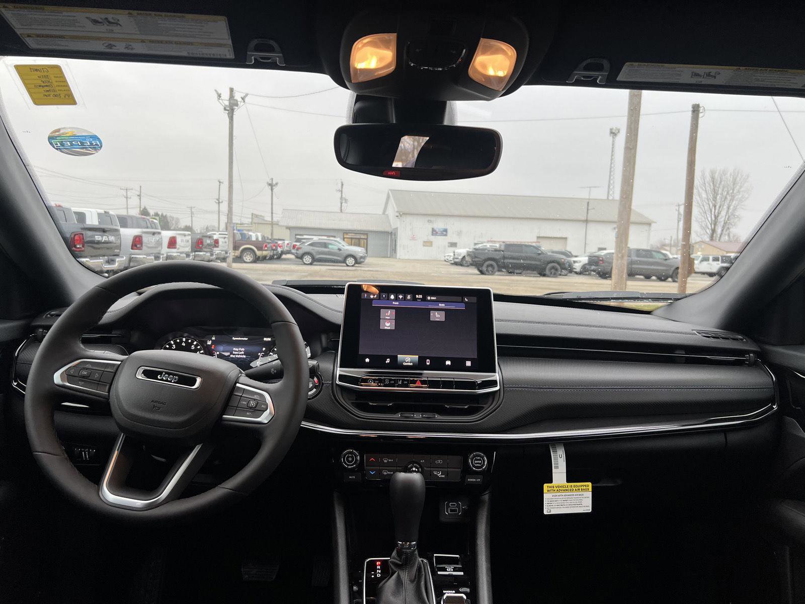 New 2026 Jeep Compass Latitude image 20