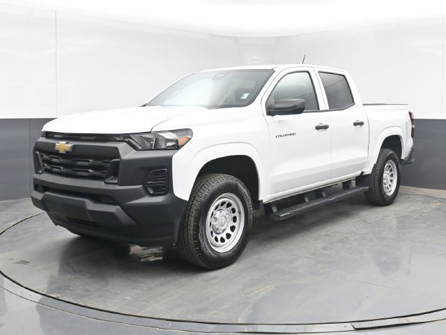 Used 2025 Chevrolet Colorado W/T RWD image 10