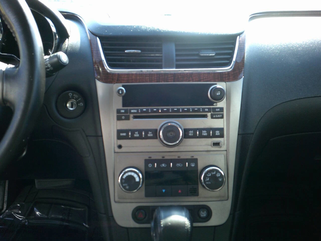 Used 2011 Chevrolet Malibu LTZ FWD image 18