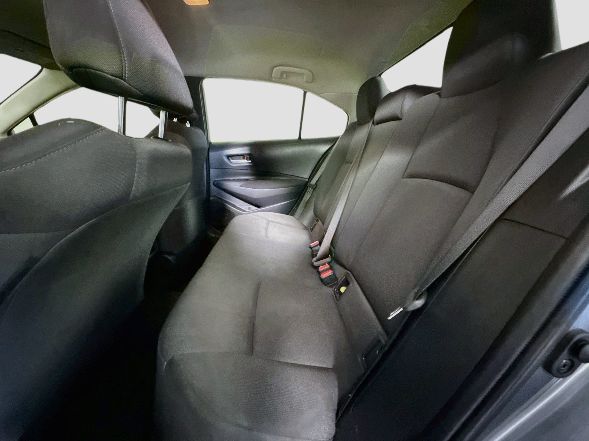 Used 2021 Toyota Corolla LE FWD image 24