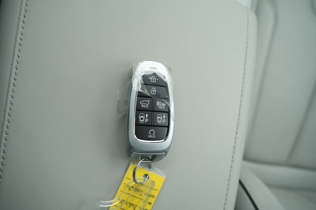 Used 2025 Hyundai Palisade Calligraphy image 50