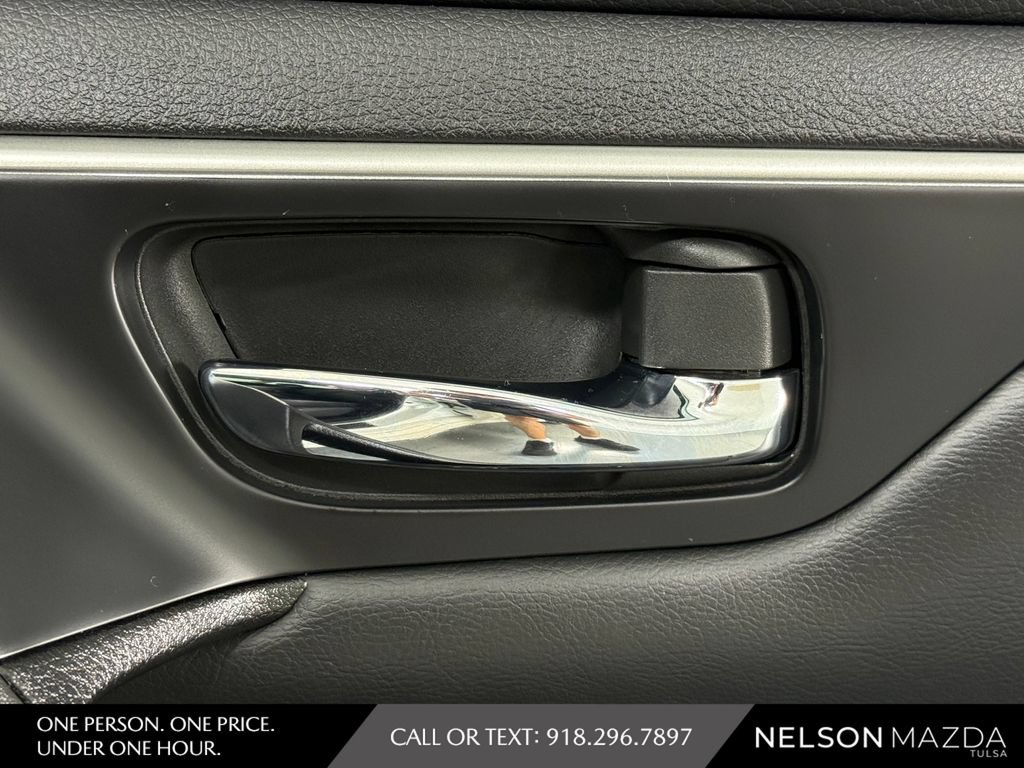 Used 2018 Nissan Altima 2.5 SR w/ SR Midnight Edition FWD image 44