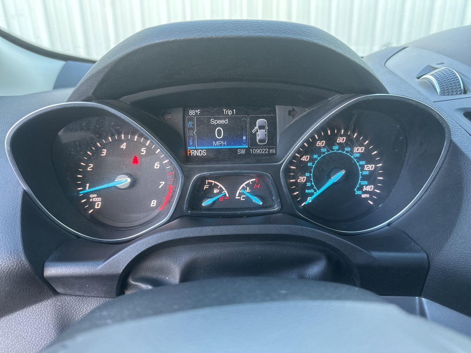 Used 2016 Ford Escape SE w/ Equipment Group 201A image 16