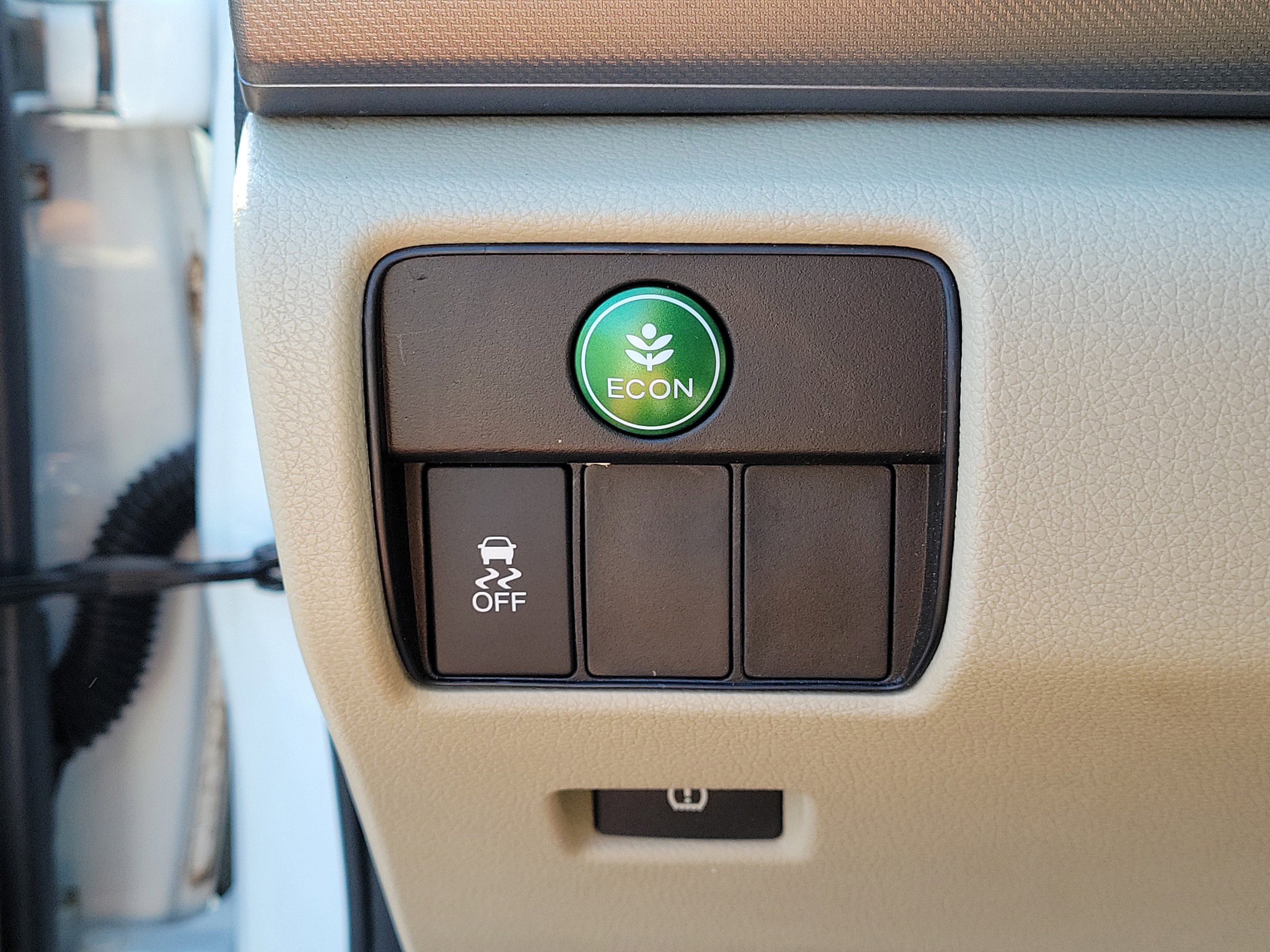 Used 2015 Honda Accord LX image 30